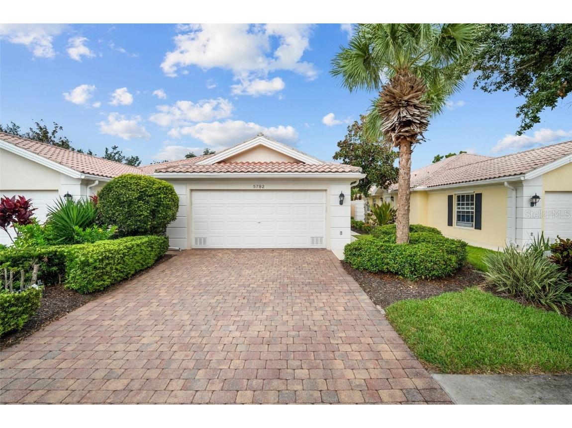 5782 Tristino Lane Sarasota FL 34238 A4624617 image1