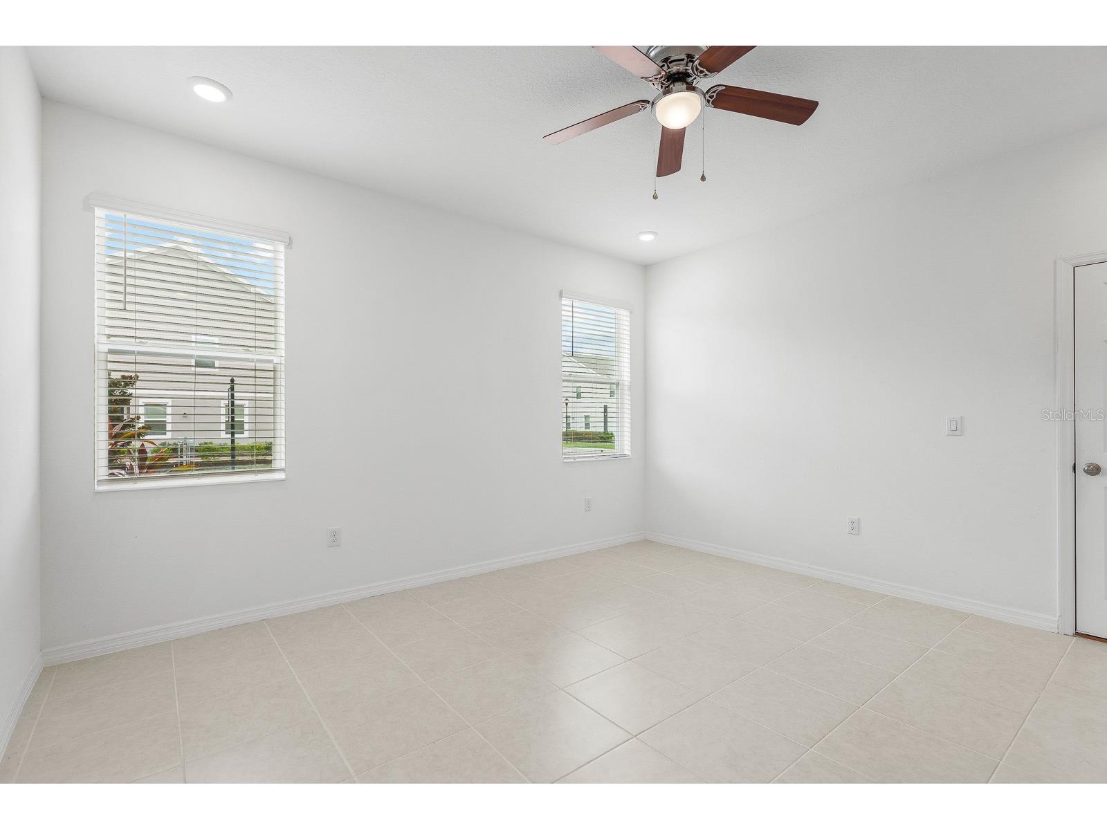 5786 Spotted Harrier Way Lithia FL 33547 TB8424562 image10