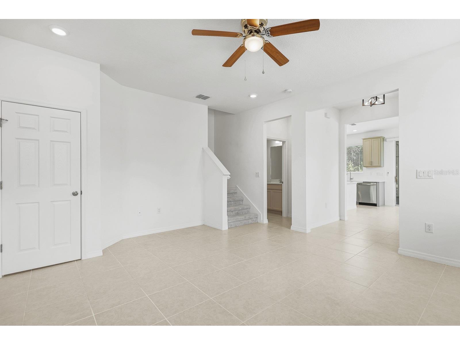 5786 Spotted Harrier Way Lithia FL 33547 TB8424562 image12