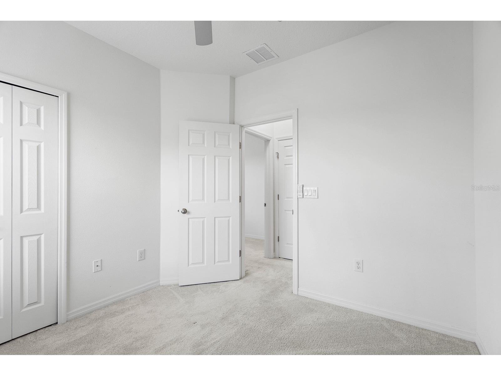 5786 Spotted Harrier Way Lithia FL 33547 TB8424562 image23