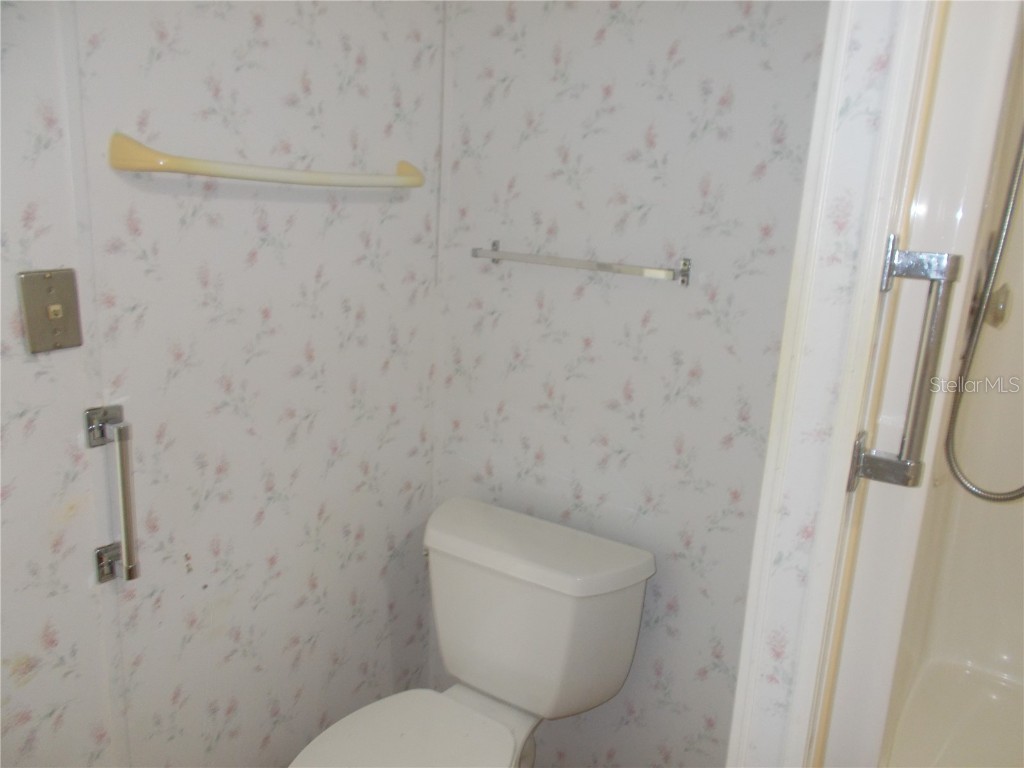 5787 Holiday Park Boulevard North Port FL 34287 C7496579 image10