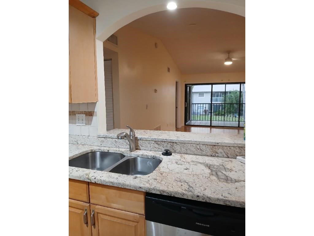 5787 Summer Side Lane #4B Sarasota FL 34231 A4662759 image7