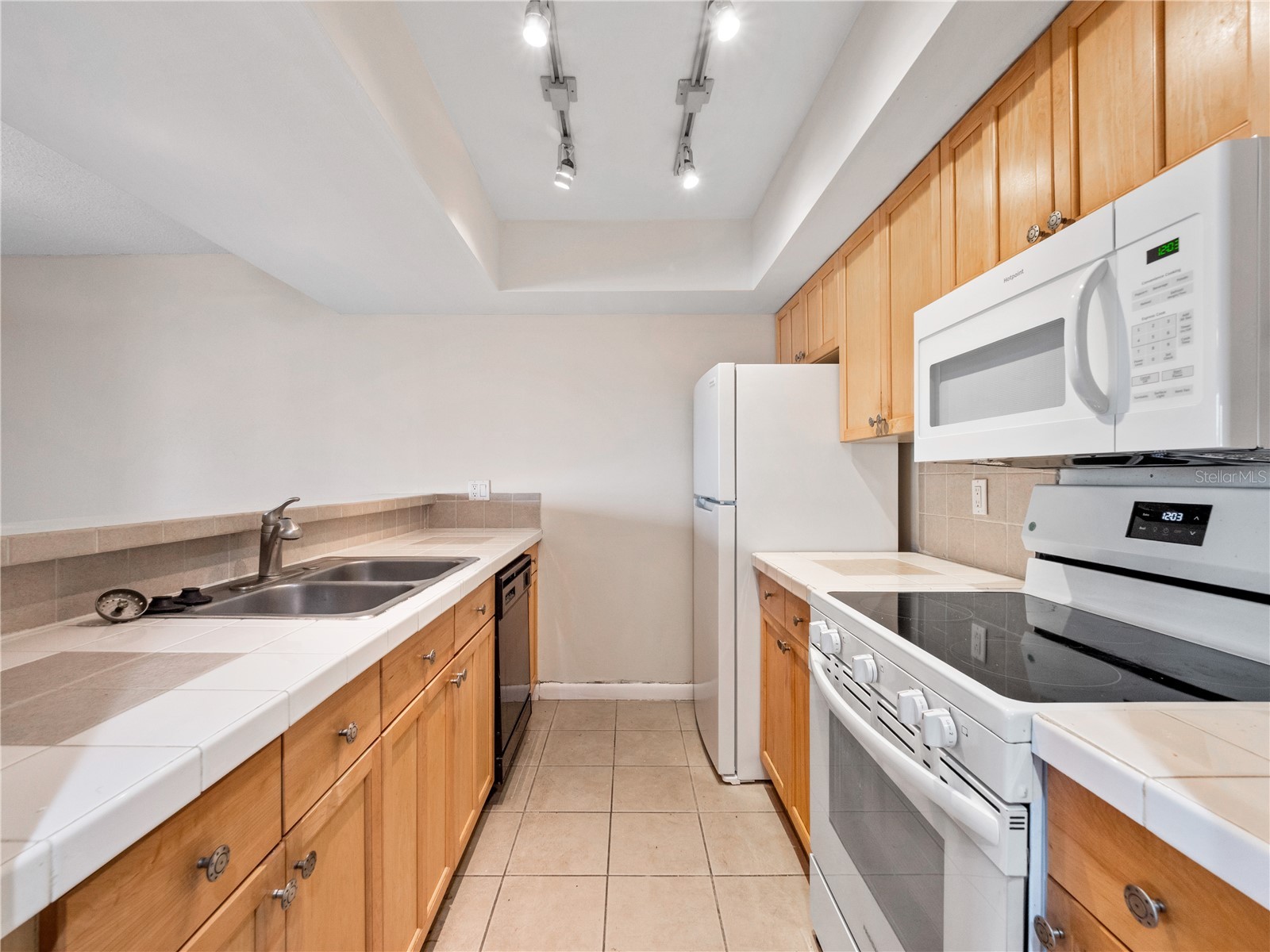 5789 Peregrine Avenue #30-C10-2 Orlando FL 32819 O6387239 image4