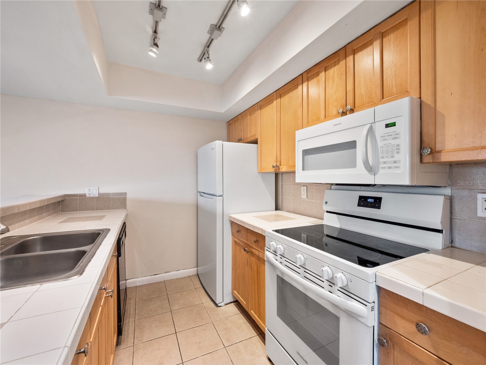 5789 Peregrine Avenue #30-C10-2 Orlando FL 32819 O6387239 image5
