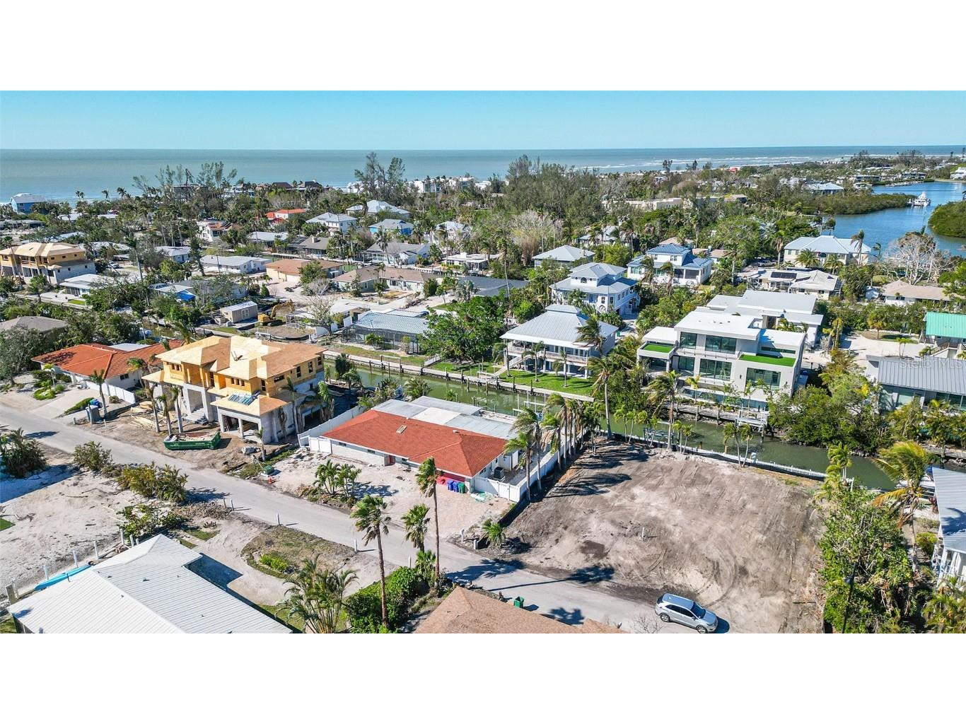 579 Bayview Drive Longboat Key FL 34228 - SARASOTA BAY A4632655 image1