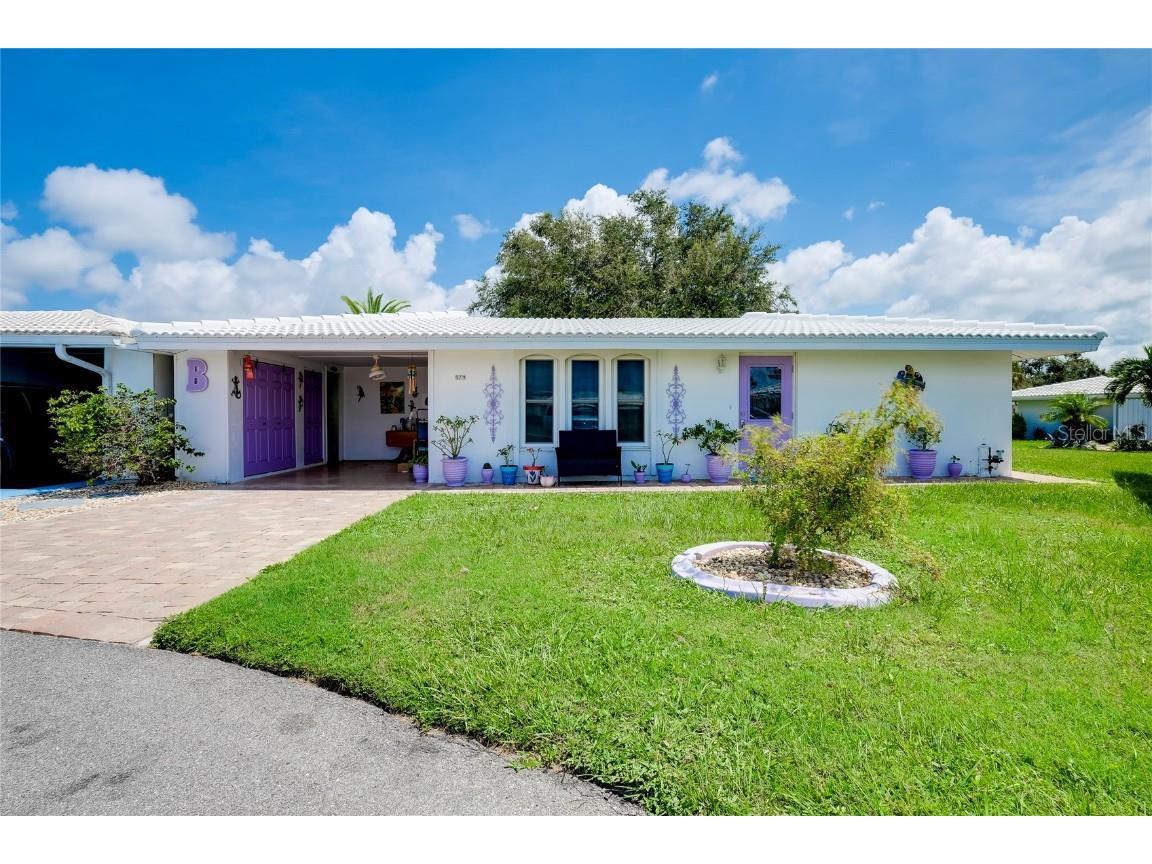 579 Circlewood Drive X6, Venice, FL, 34293 MLS N6133436 Edina Realty