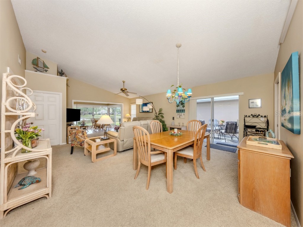 579 Clubside Circle #37 Venice FL 34293 N6140267 image10