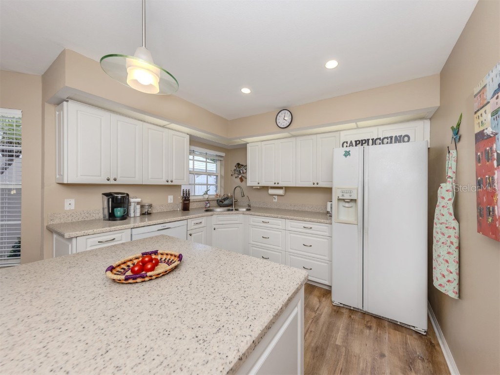 579 Clubside Circle #37 Venice FL 34293 N6140267 image16