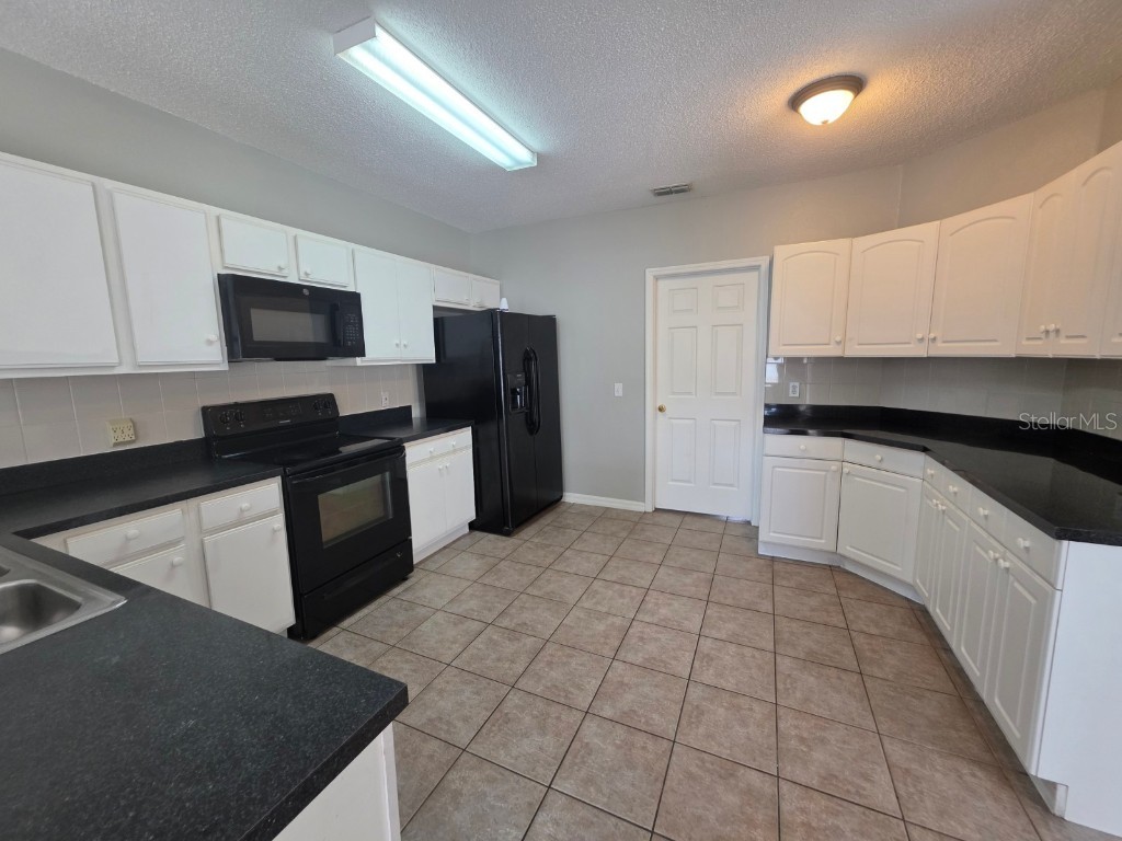 579 Kilimanjaro Drive Kissimmee FL 34758 S5135618 image5