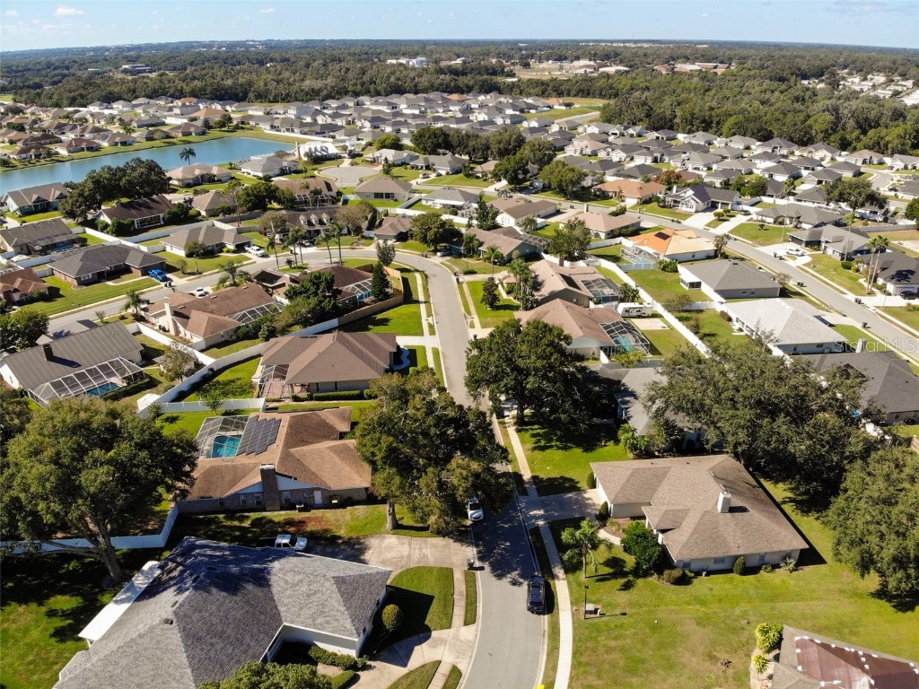 579 Powder Horn Row Lakeland FL 33809 L4956402 image38