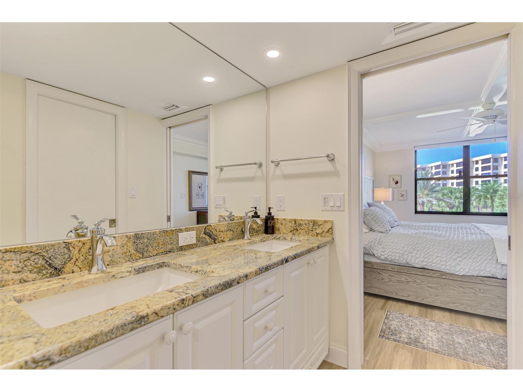 5790 Midnight Pass Road #209 Sarasota FL 34242 N6144235 image46