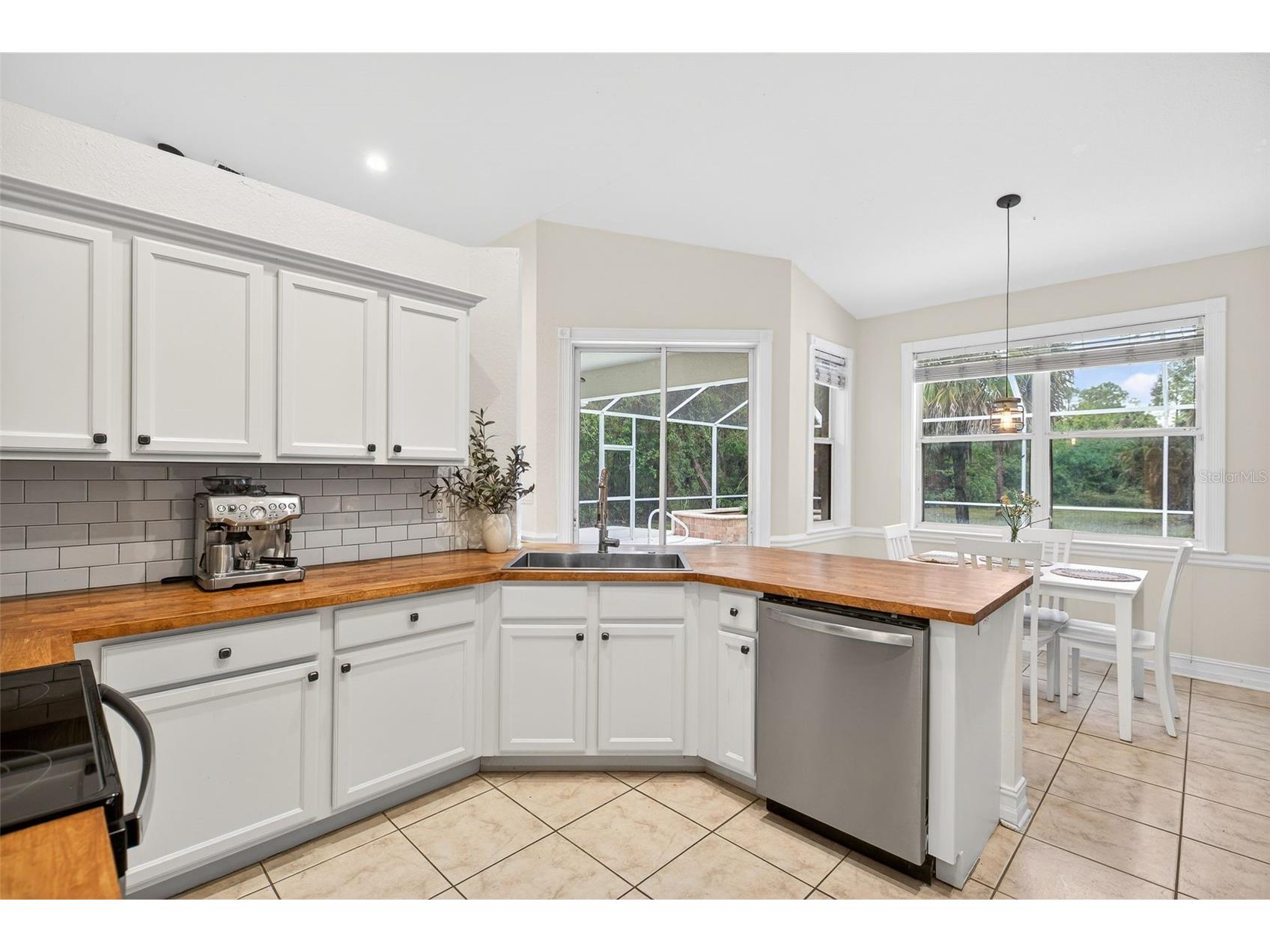 5791 Golden Gate Parkway Naples FL 34116 A4683257 image10