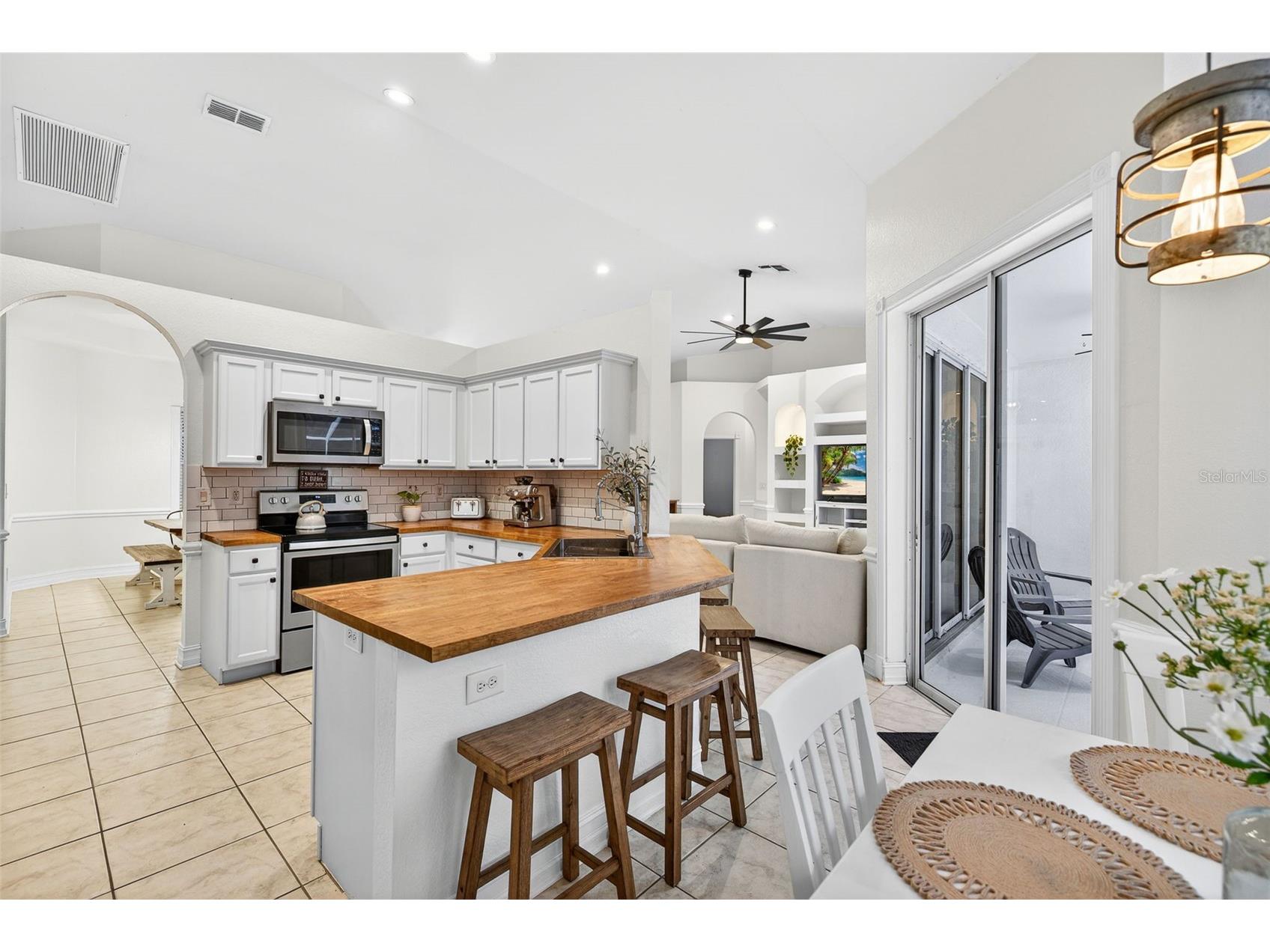 5791 Golden Gate Parkway, Naples, FL, 34116 | MLS: A4683257 | Edina Realty