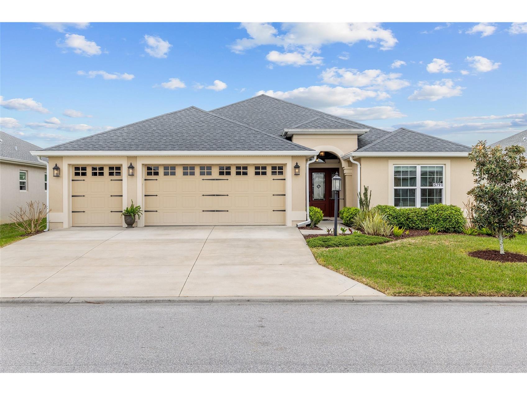 5791 Henry Loop The Villages FL 32163 G5110113 image2