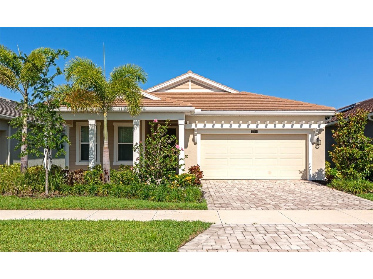 5798 Long Shore Loop Sarasota FL 34238 A4660705 image1