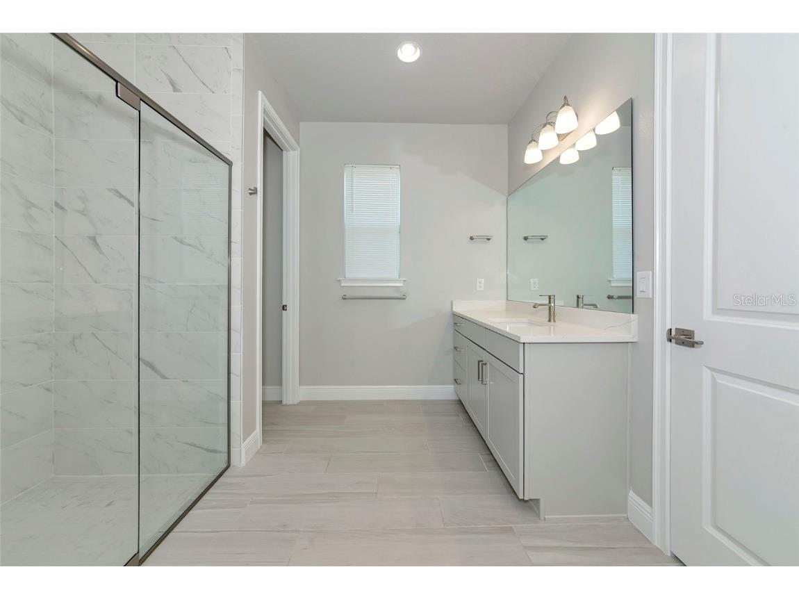 5798 Long Shore Loop Sarasota FL 34238 A4660705 image18