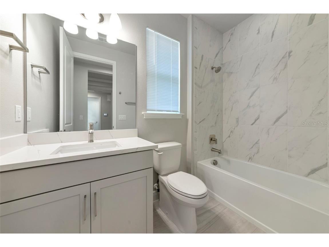 5798 Long Shore Loop Sarasota FL 34238 A4660705 image23