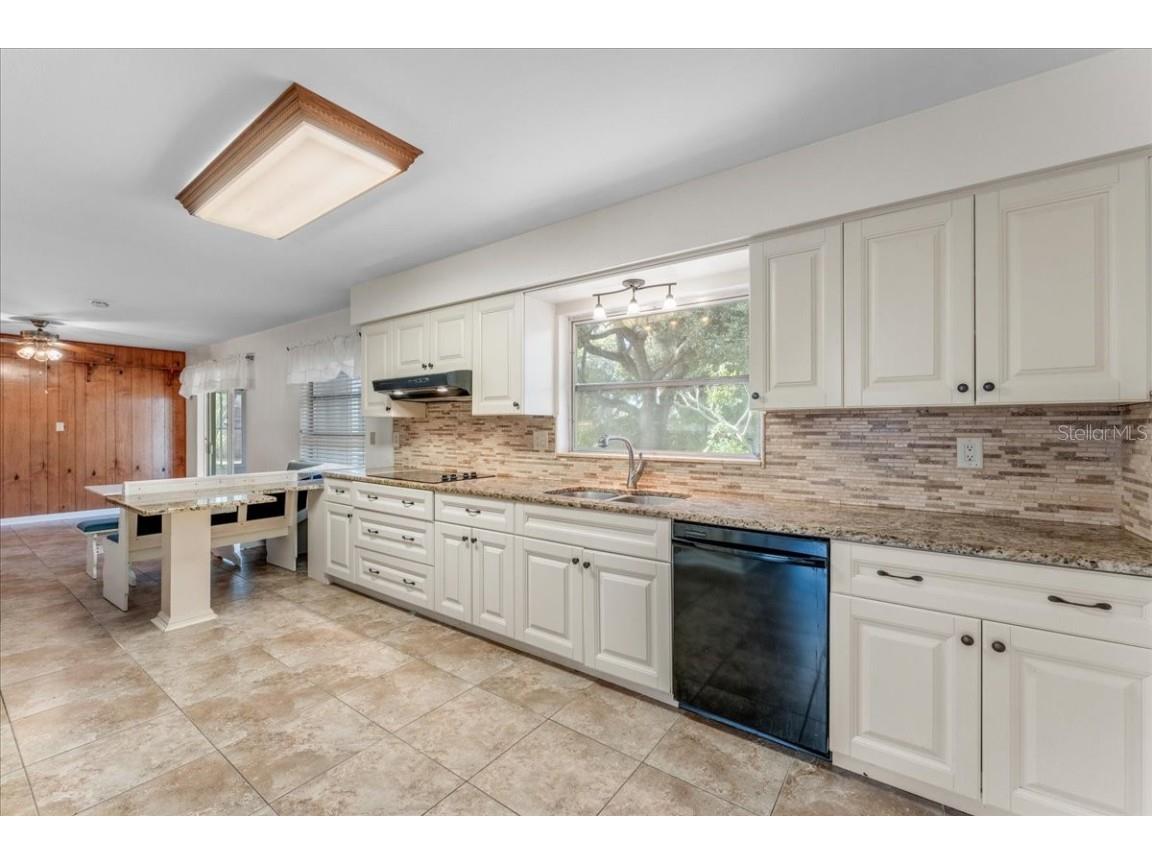 58 Arnoni Drive Dunedin FL 34698 TB8419814 image14