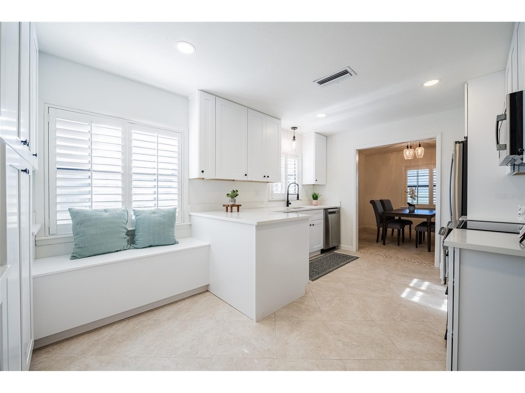 58 Lake Link Circle SE Winter Haven FL 33884 P4938677 image10