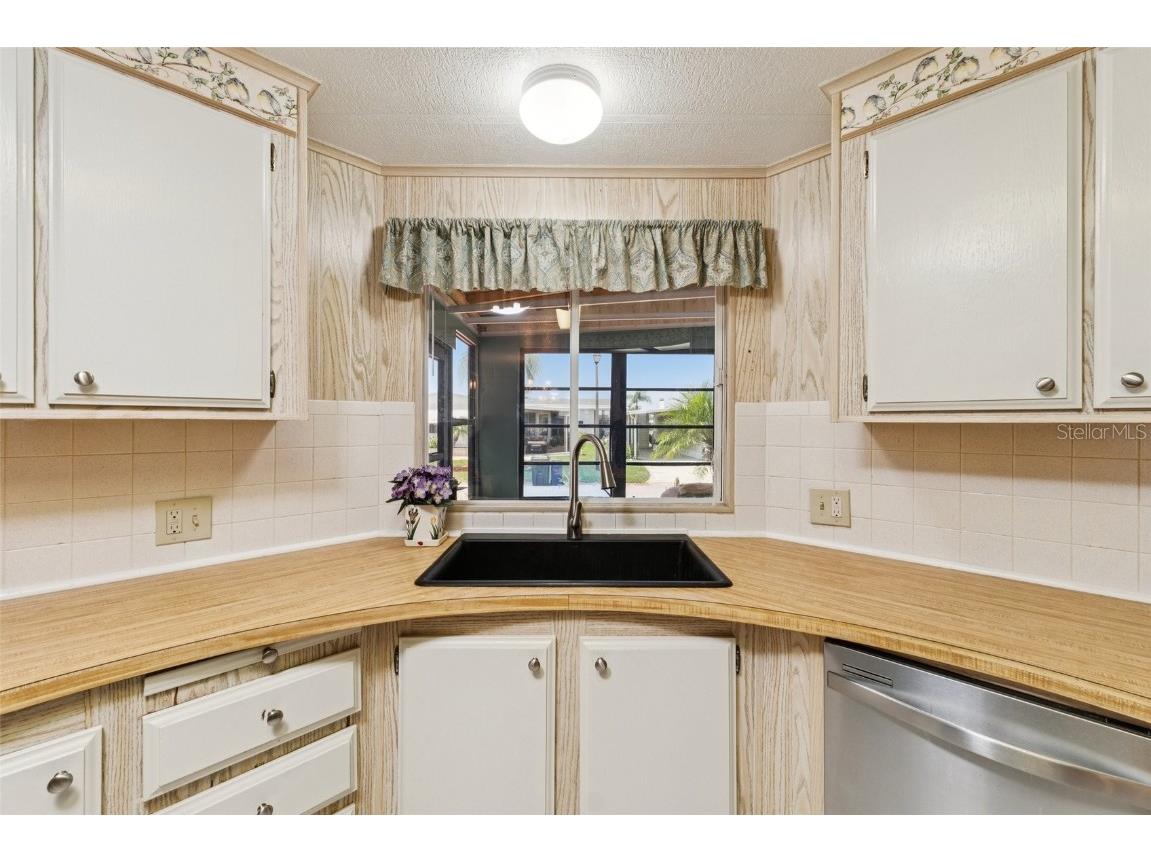 58 Lakeview Drive North Port FL 34287 C7508719 image6