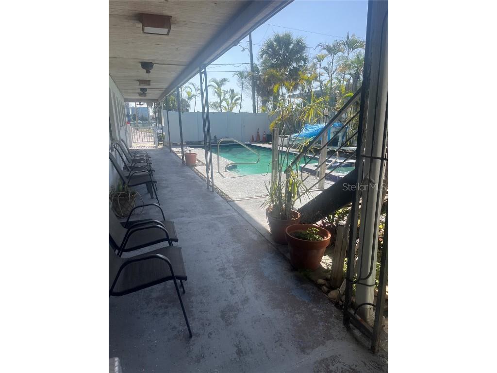 580 Bay Esplanade Clearwater Beach FL 33767 TB8385425 image2