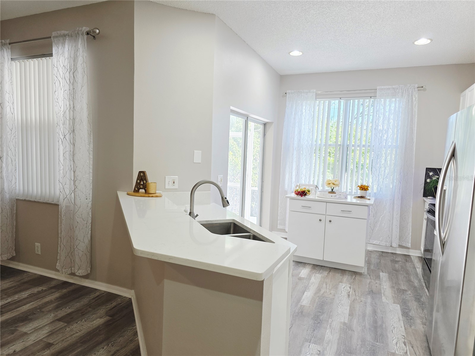 580 Black Lion Drive NE Saint Petersburg FL 33716 TB8474226 image18