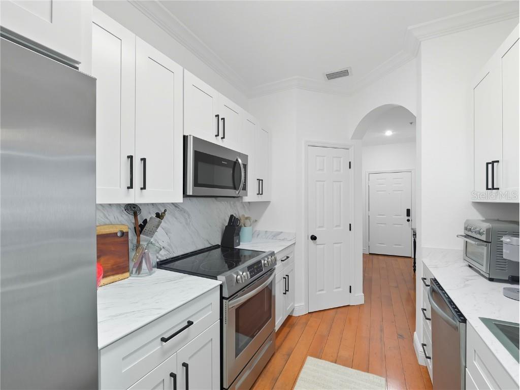 580 Brantley Terrace Way #300 Altamonte Springs FL 32714 O6345297 image4