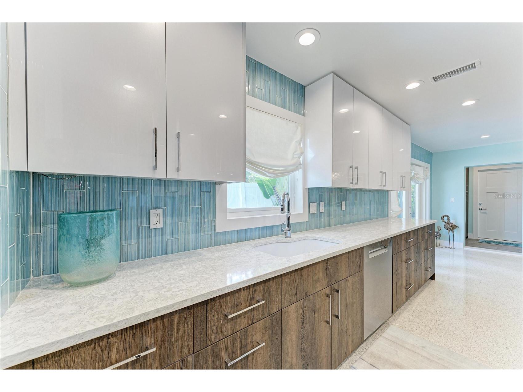 580 Linley Street Longboat Key FL 34228 A4699520 image11