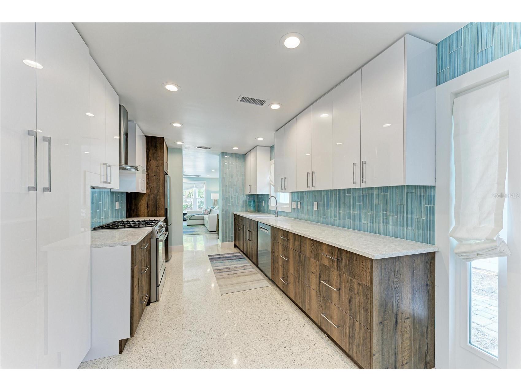 580 Linley Street Longboat Key FL 34228 A4699520 image12