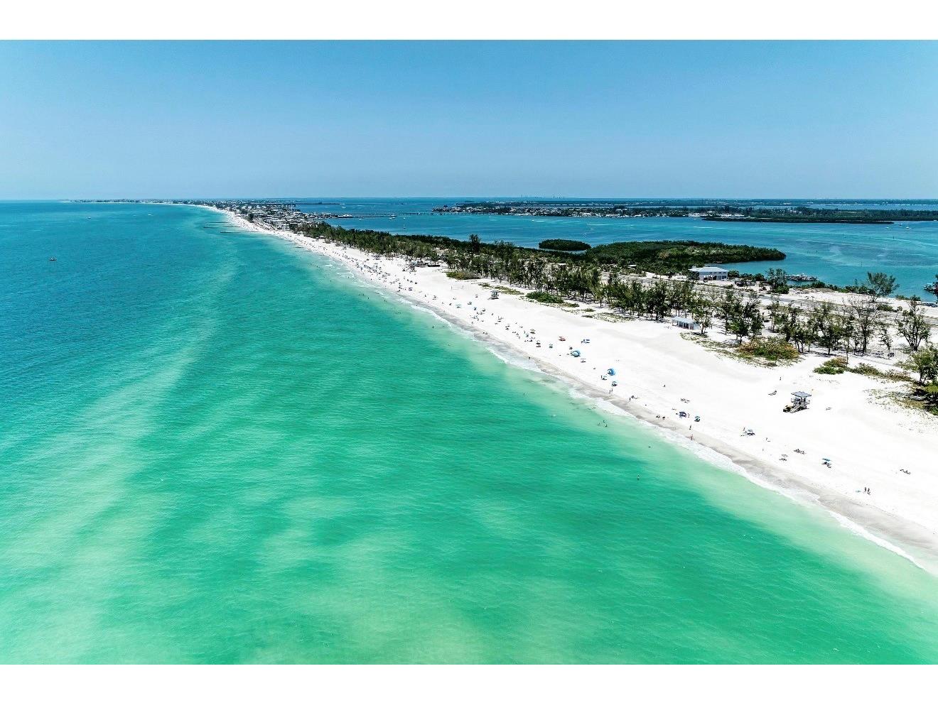 580 Linley Street Longboat Key FL 34228 A4699520 image2