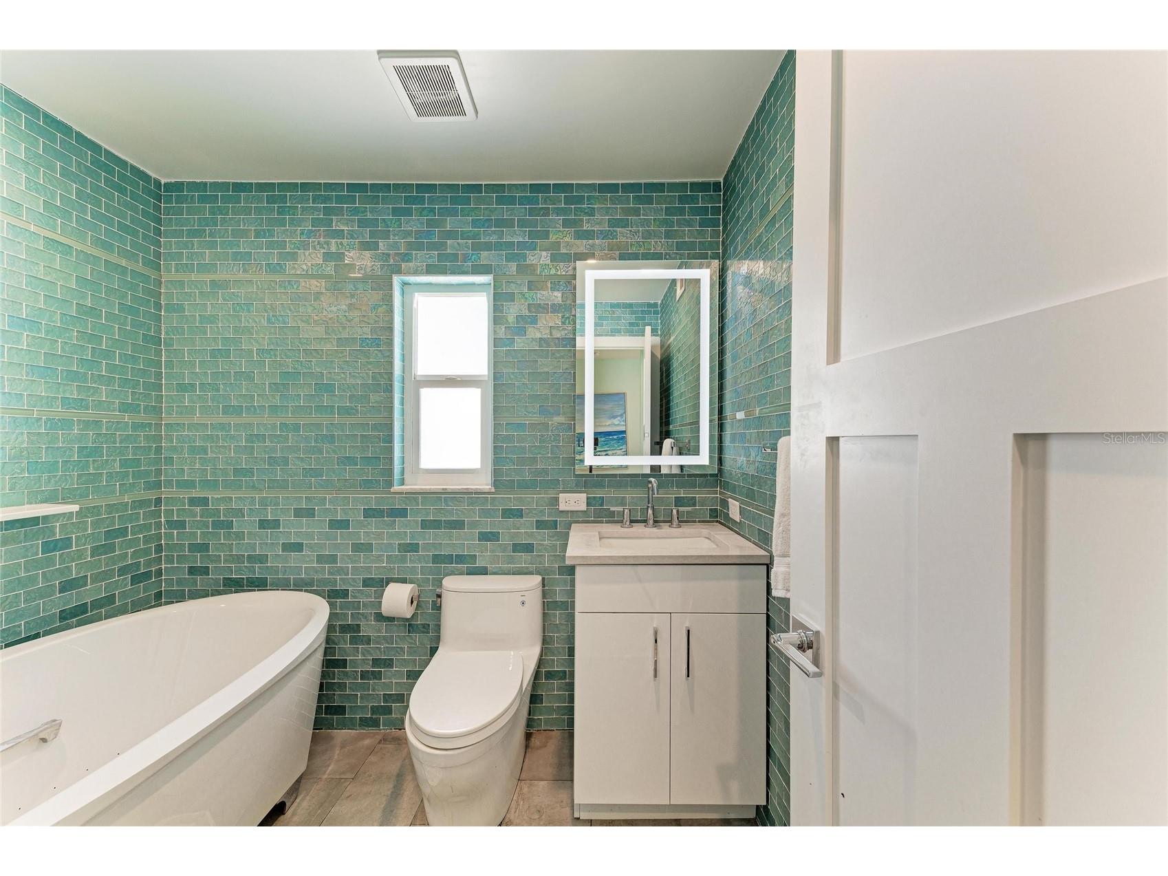 580 Linley Street Longboat Key FL 34228 A4699520 image23