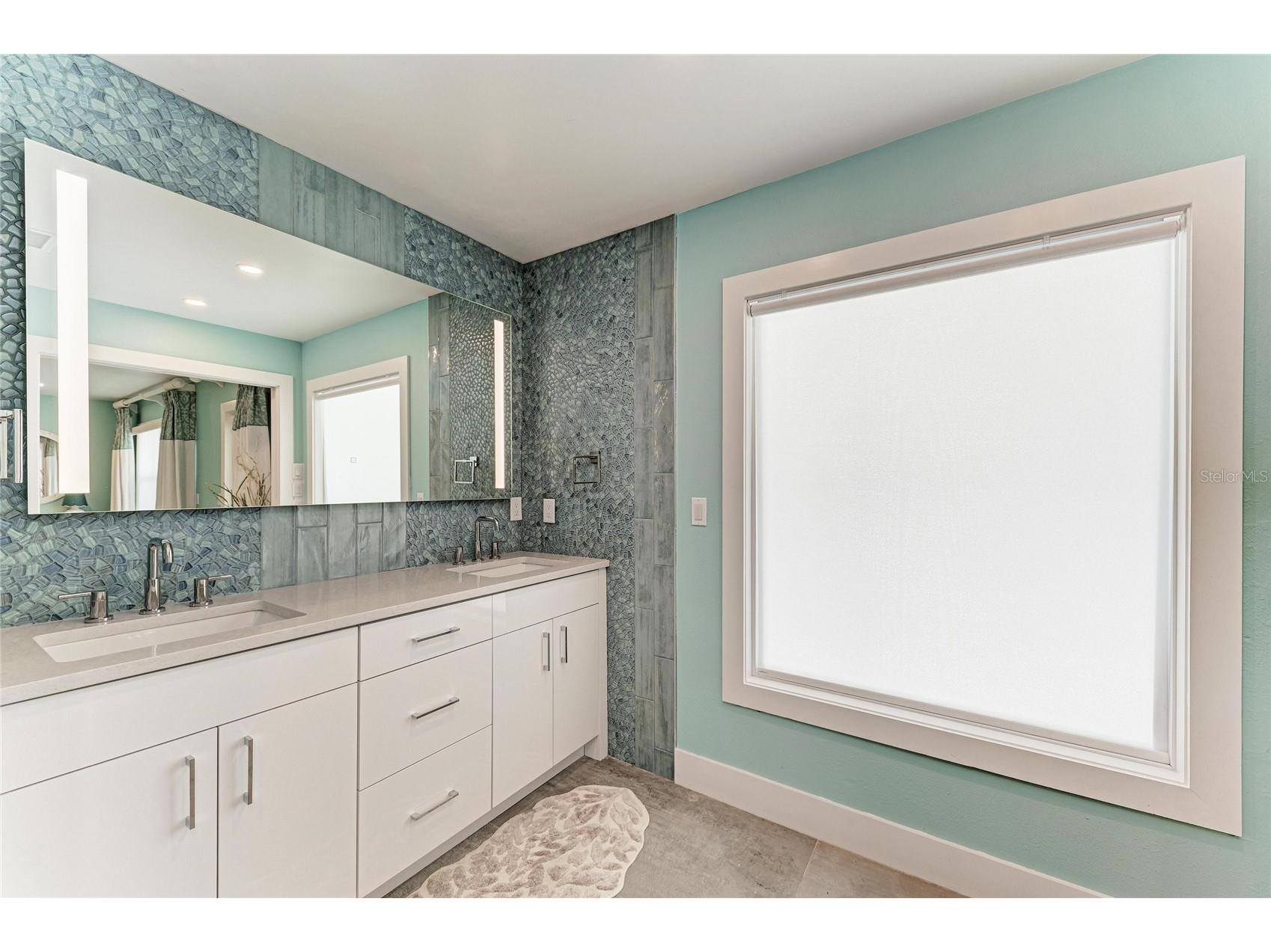 580 Linley Street Longboat Key FL 34228 A4699520 image8