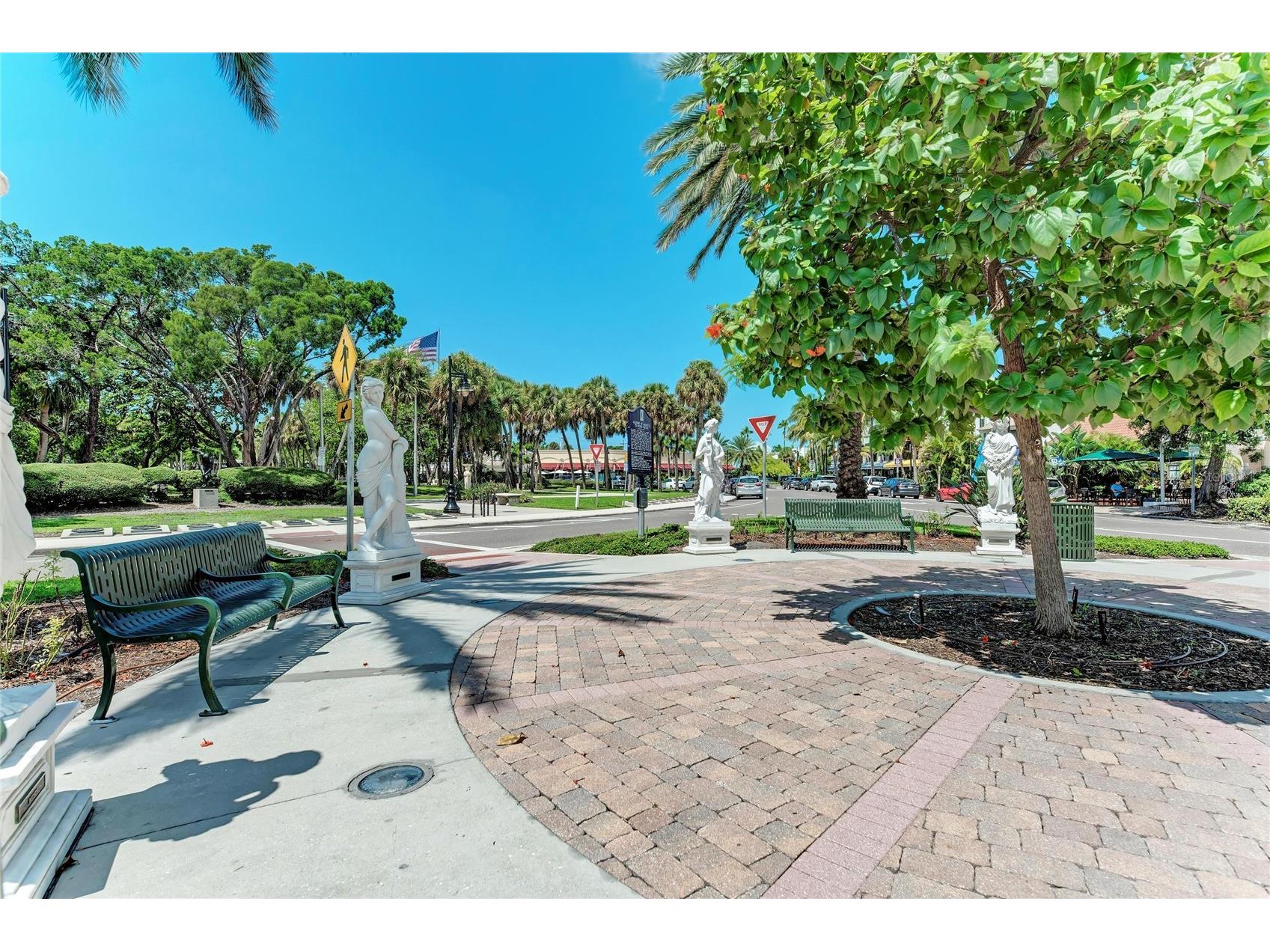 580 Linley Street Longboat Key FL 34228 A4699520 image81