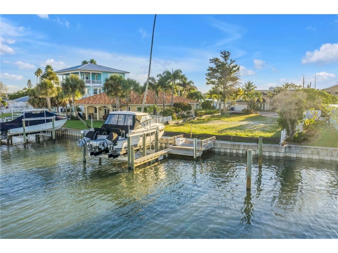 580 Normandy Road Madeira Beach FL 33708 - BOCA CIEGA BAY L4956555 image2