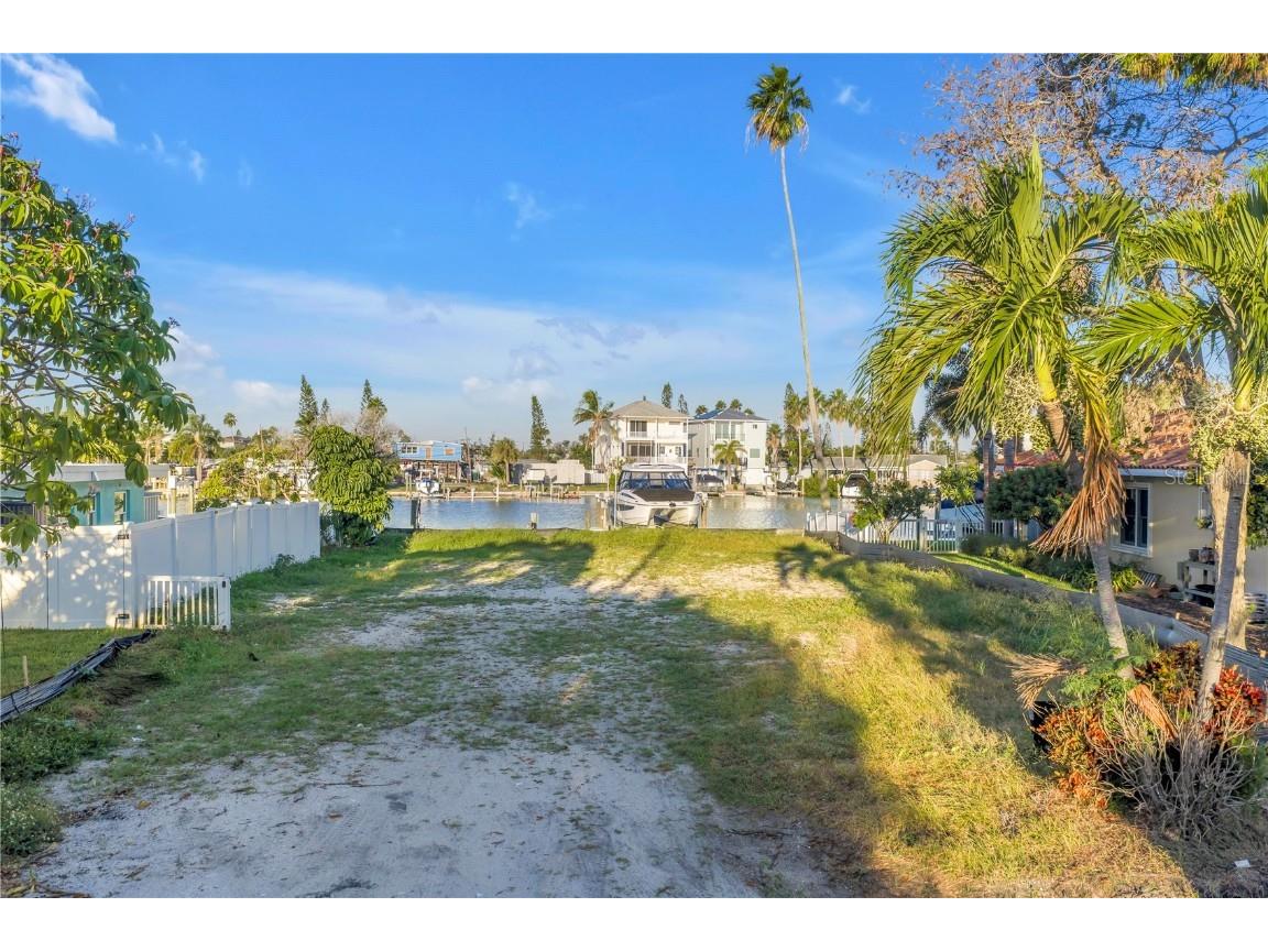 580 Normandy Road Madeira Beach FL 33708 - BOCA CIEGA BAY L4956555 image3