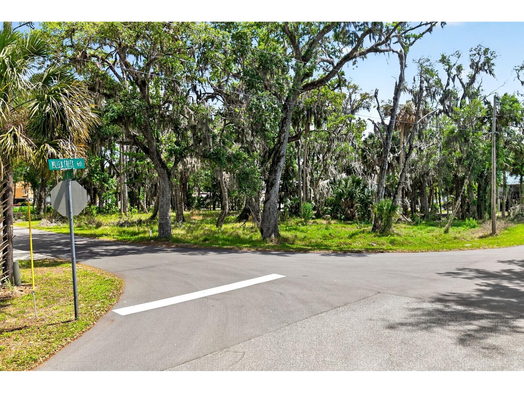 580 NW 14th Place Crystal River FL 34428 OM722375 image5