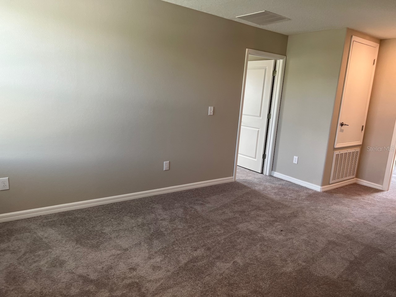 580 Royal Empress Drive Ruskin FL 33570 TB8525736 image7