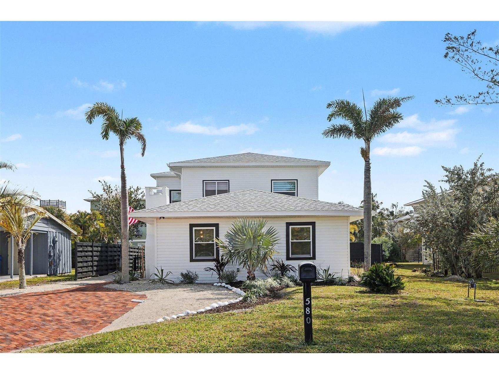 580 Russell Street Longboat Key FL 34228 O6380712 image1
