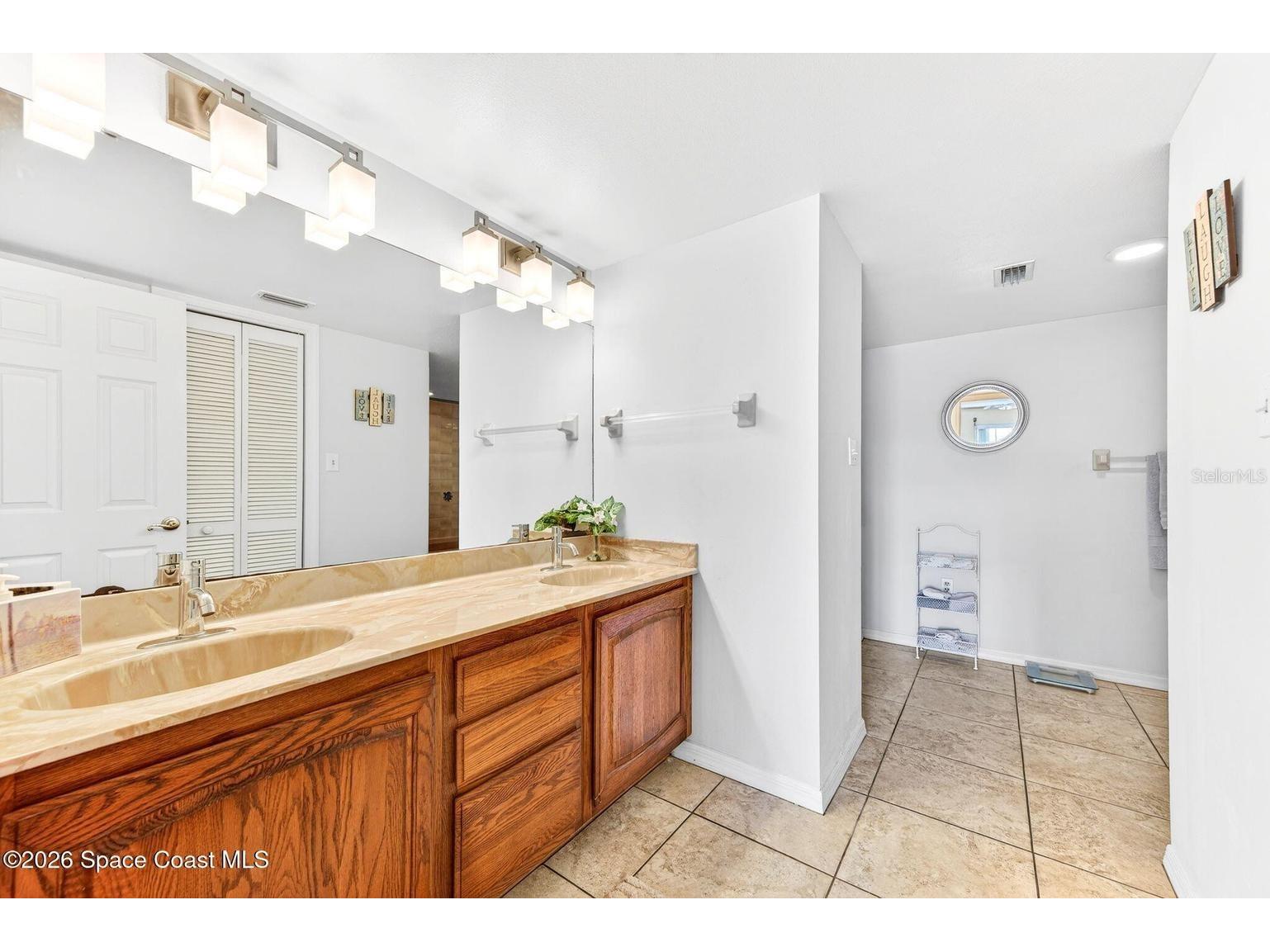 580 S Brevard Avenue #815 Cocoa Beach FL 32931 O6401341 image14
