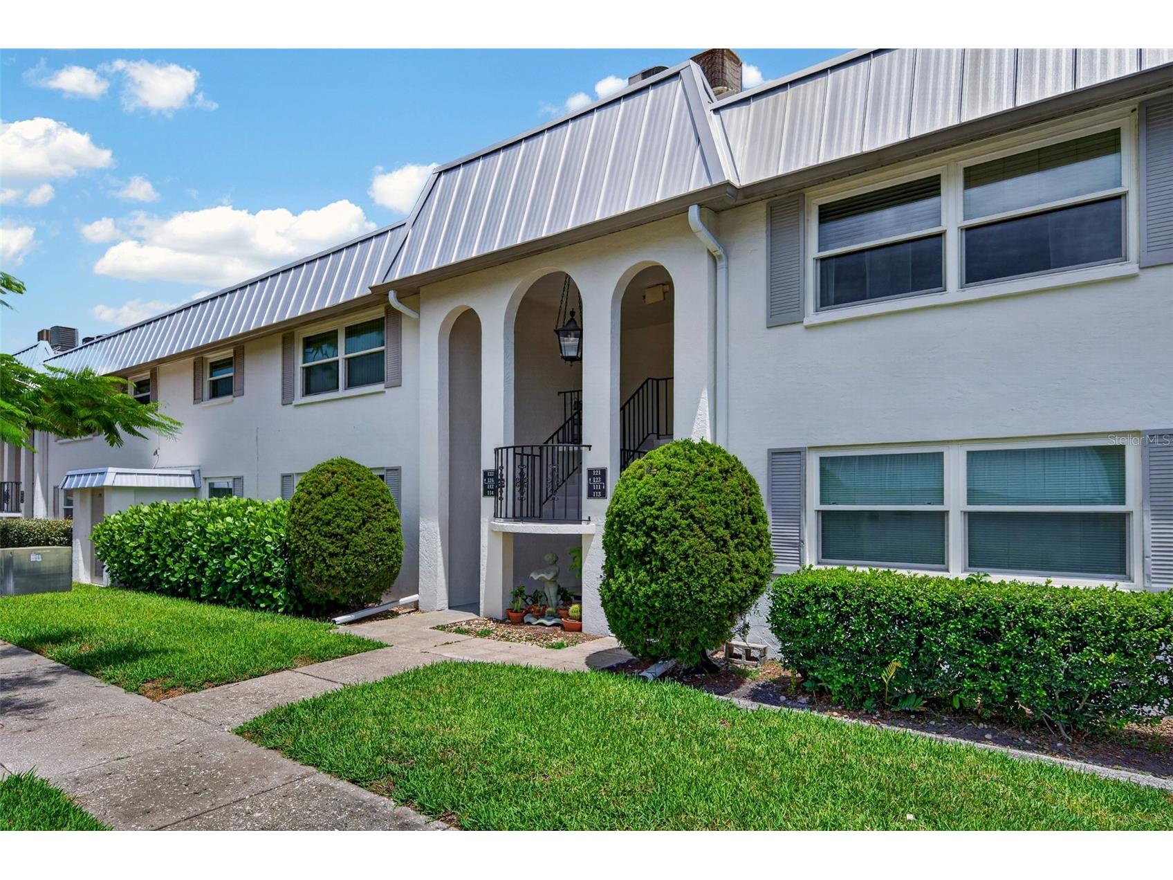 5800 Hollywood Boulevard #112 Sarasota FL 34231 A4695217 image1