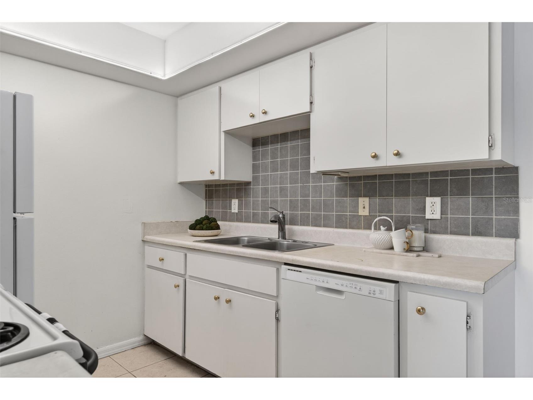 5800 Hollywood Boulevard #112 Sarasota FL 34231 A4695217 image9