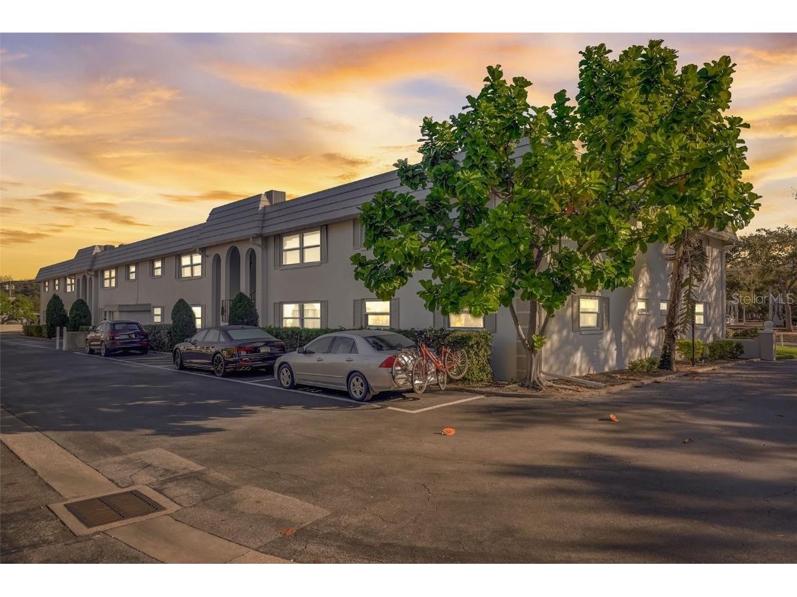 5800 Hollywood Boulevard #213 Sarasota FL 34231 A4613711 image1