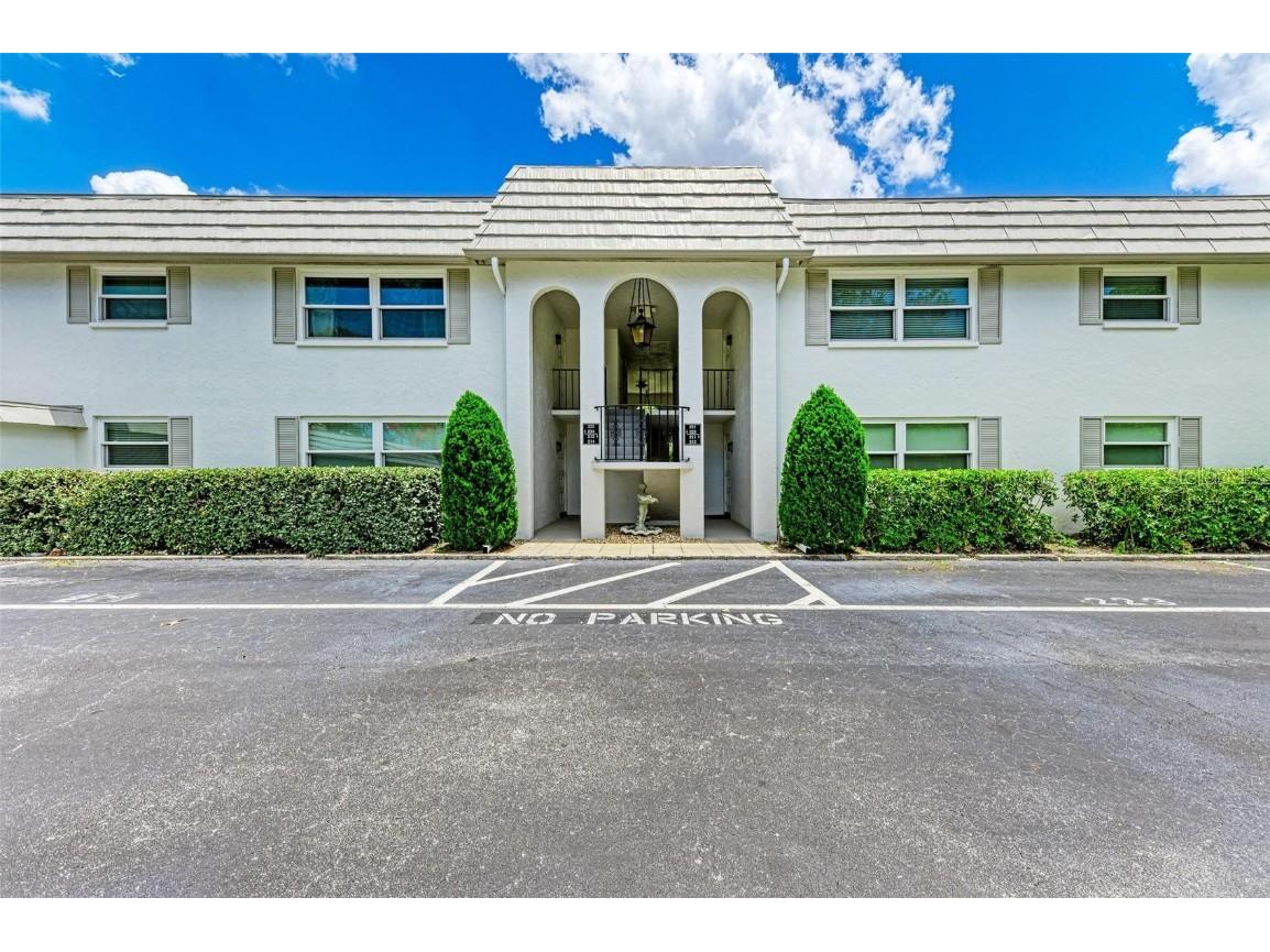 5800 Hollywood Boulevard #214 Sarasota FL 34231 A4571969 image1