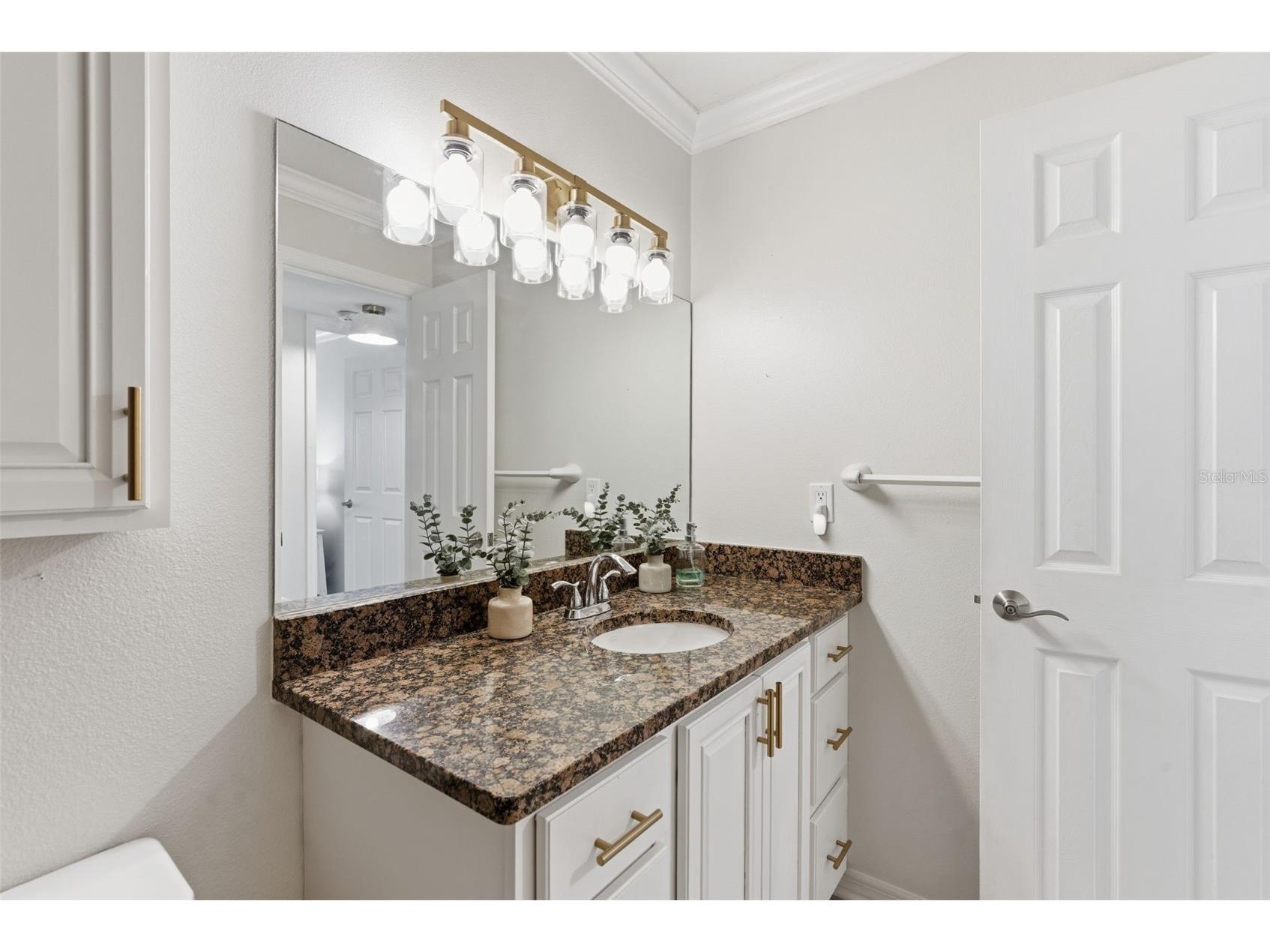 5800 Hollywood Boulevard #214 Sarasota FL 34231 TB8510864 image18