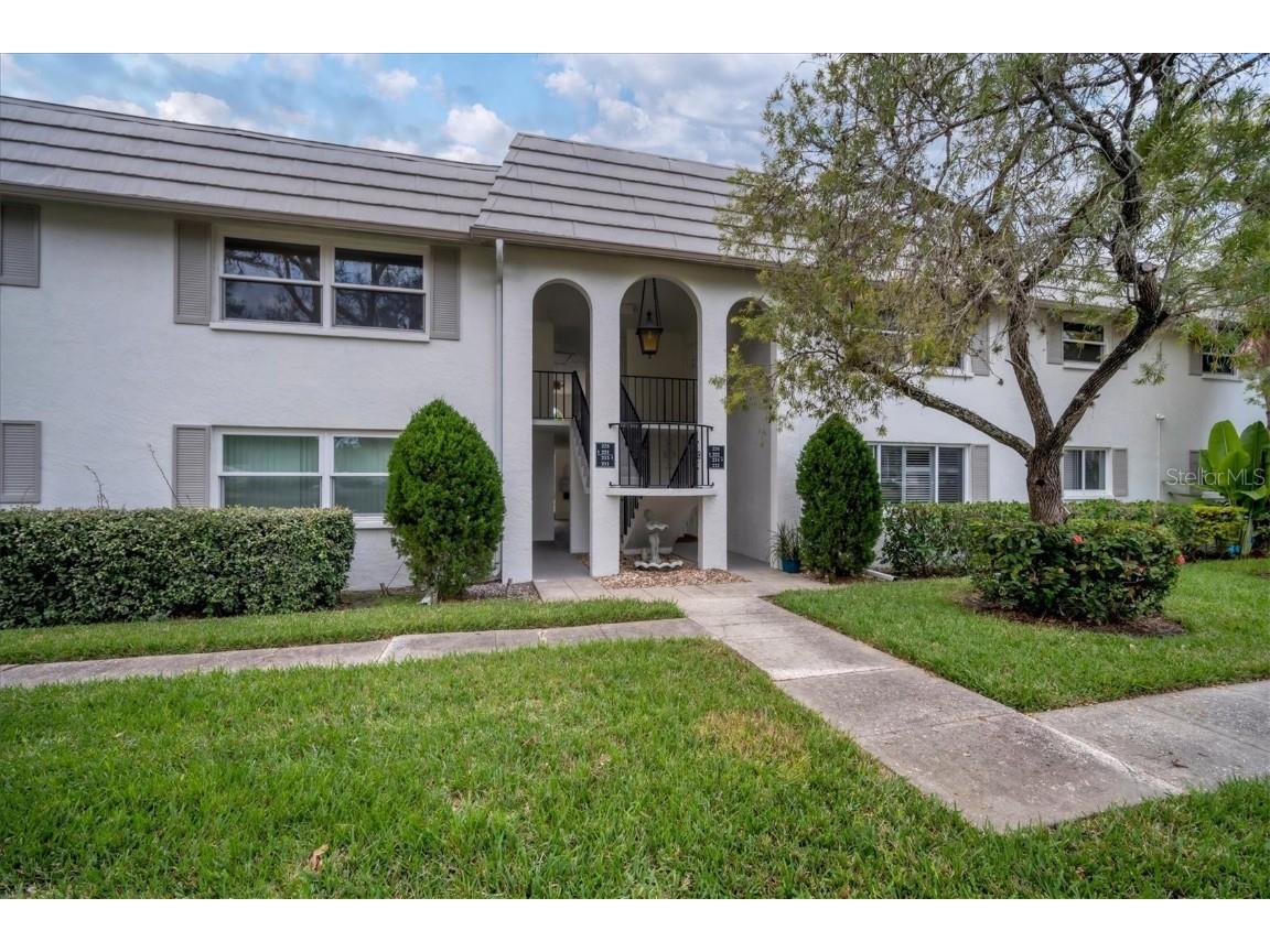 5800 Hollywood Boulevard #222 Sarasota FL 34231 A4590936 image1