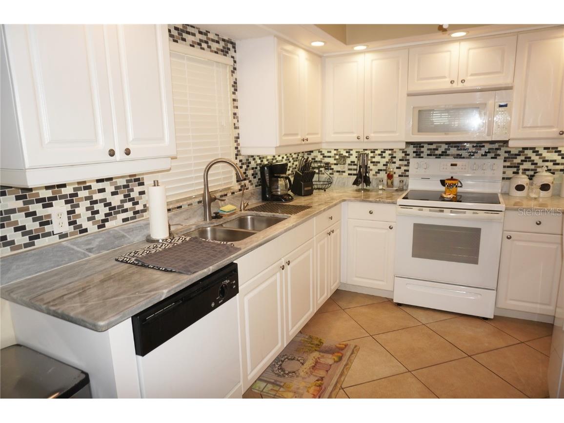 5800 Sabal Trace Drive #701 North Port FL 34287 C7518603 image24