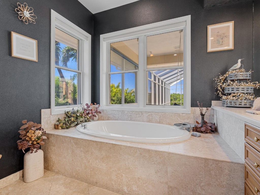 5800 Tidewood Avenue Sarasota FL 34231 - GULF OF AMERICA A4664806 image18