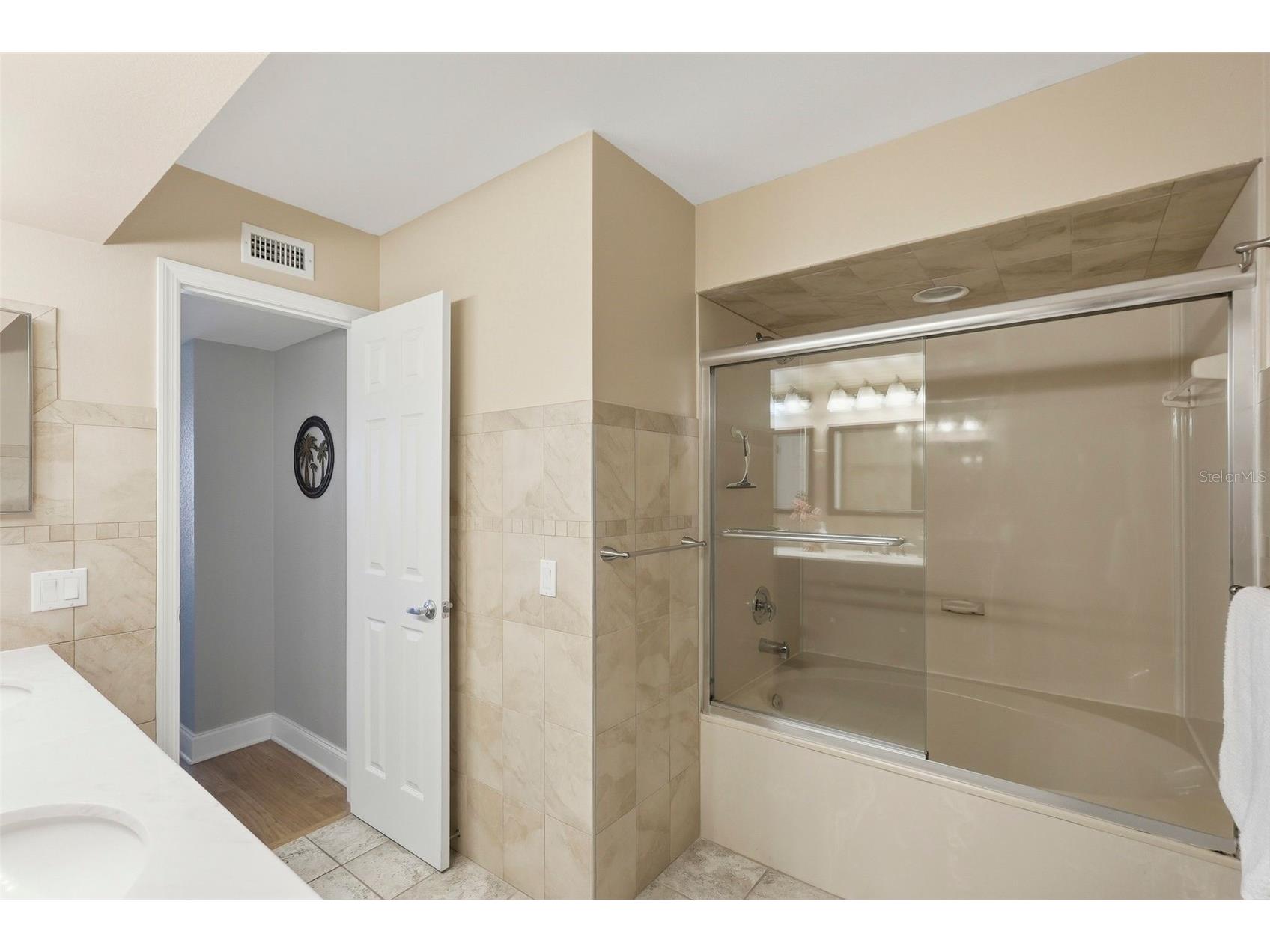 5801 Bahia Del Mar Circle #410 Saint Petersburg FL 33715 TB8486756 image15