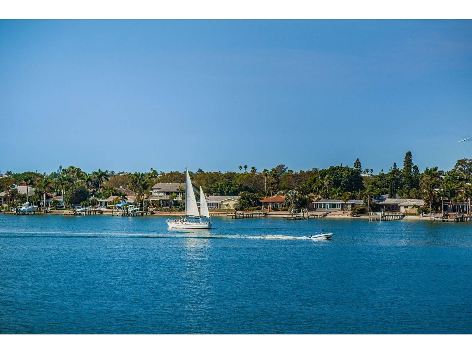 5801 Bahia Del Mar Circle #512 Saint Petersburg FL 33715 TB8474662 image1