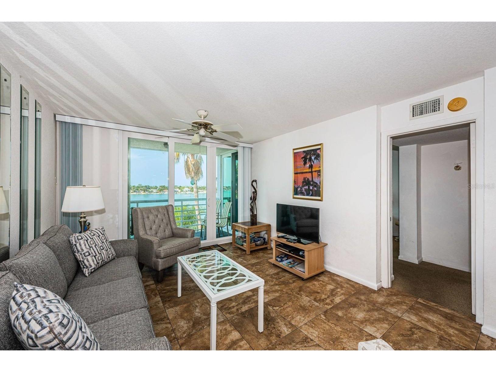 5801 Bahia Del Mar Circle #512 Saint Petersburg FL 33715 TB8474662 image11